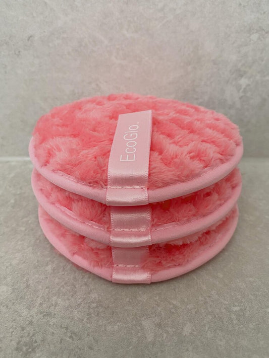 The Strawberry Reusable Cleansing Face Pad - 3 Pack